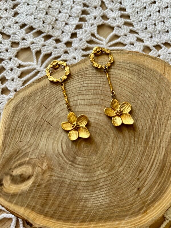 Boucles d'oreilles Fleur d'Or